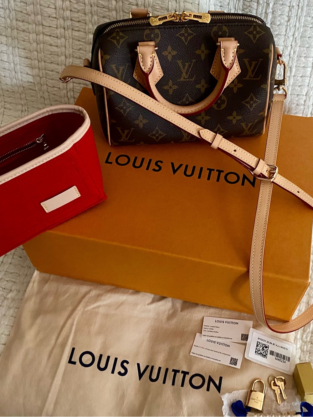 Louis Vuitton Speedy 20 Monogram Canvas Crossbody Bag Vachetta Strap Insert Box